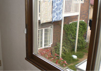 窓辺の寒さ対策は、エコ内窓で イメージ
